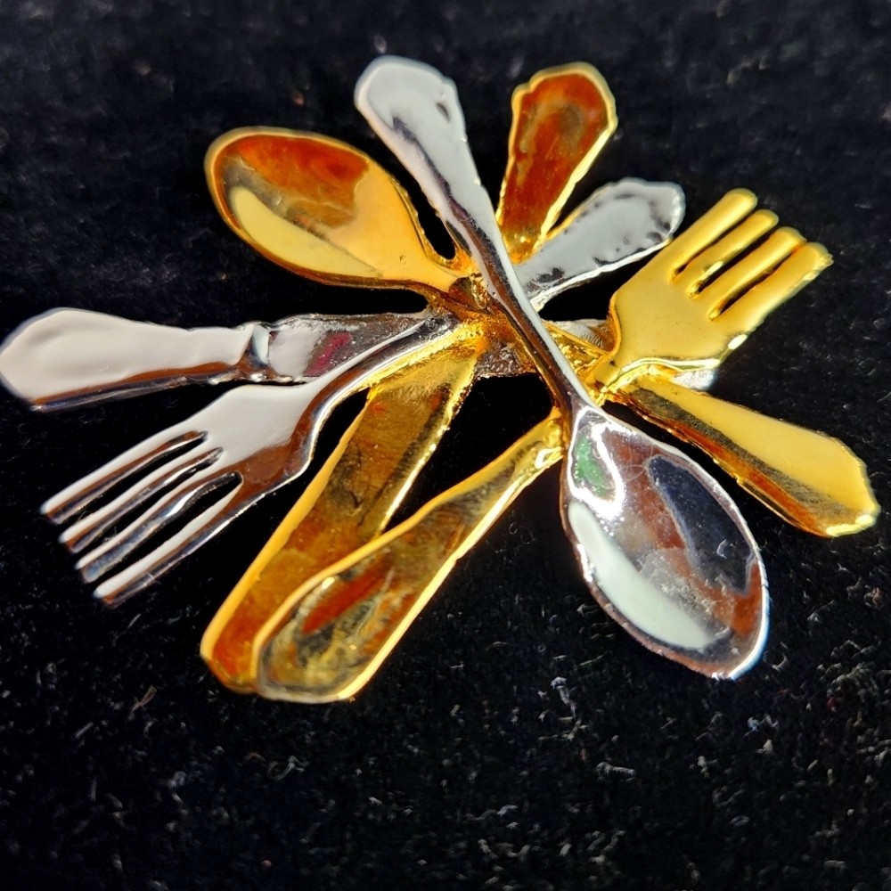 Vintage silver and gold tone cast metal knife, fork, spoon‎ cutlery brooch